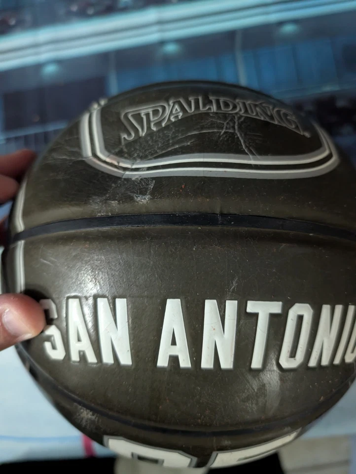 NBA San Antonio Spurs Robert Horry and Tim Duncan Signed Basketball *See Pics* - Image 3 of 4
