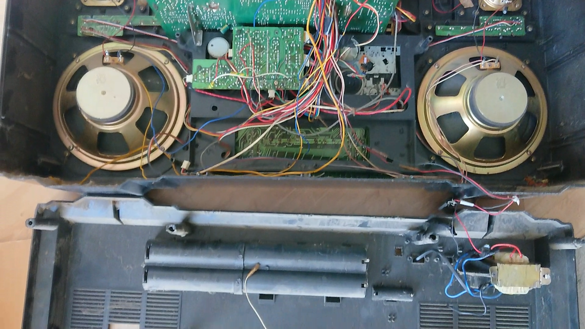 Rare Huge Tecsonic J-1 Super Jumbo Karaoke Boombox 10 EQ Stereo