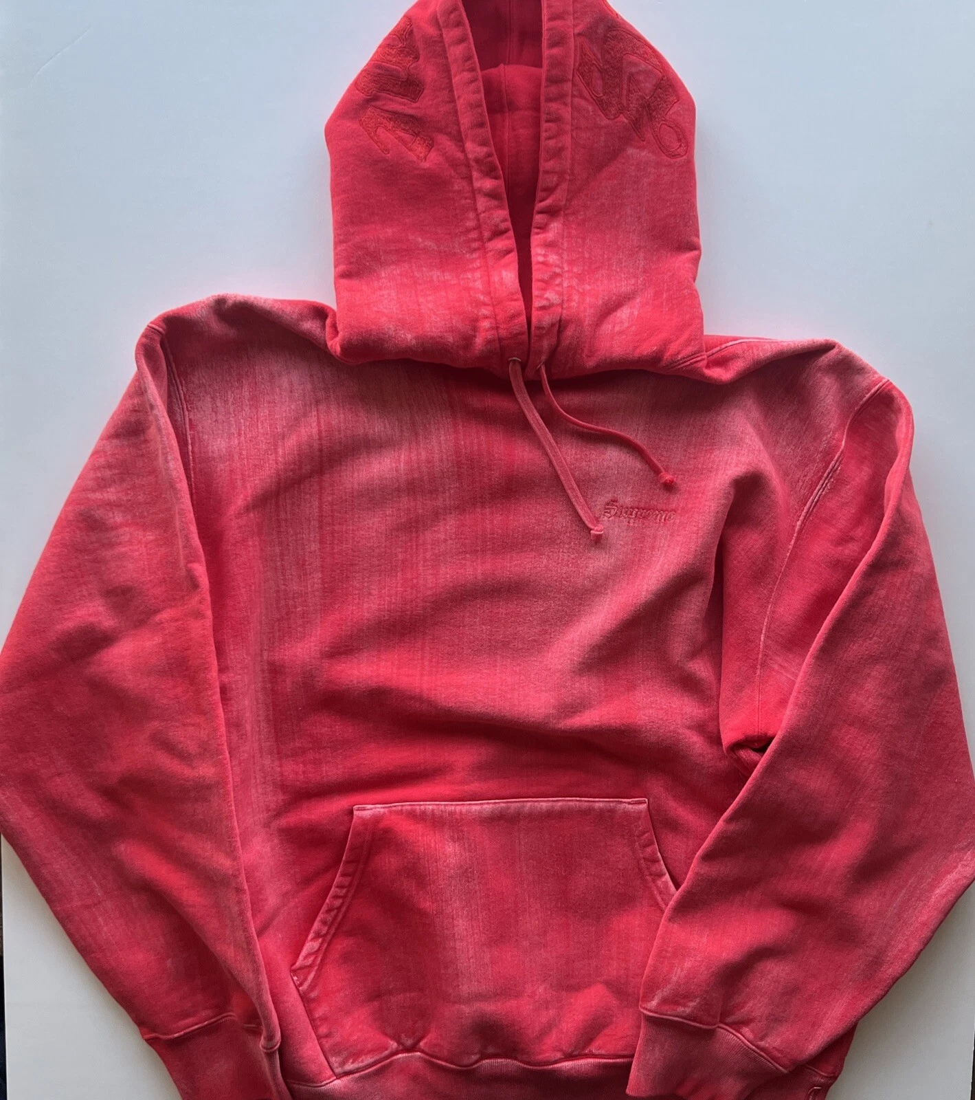 Sweat à capuche Supreme Acid Wash avec broderie sur la capuche HTF 