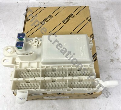 Genuine Toyota 82730-0K051 Block Assy Driver Side Junction