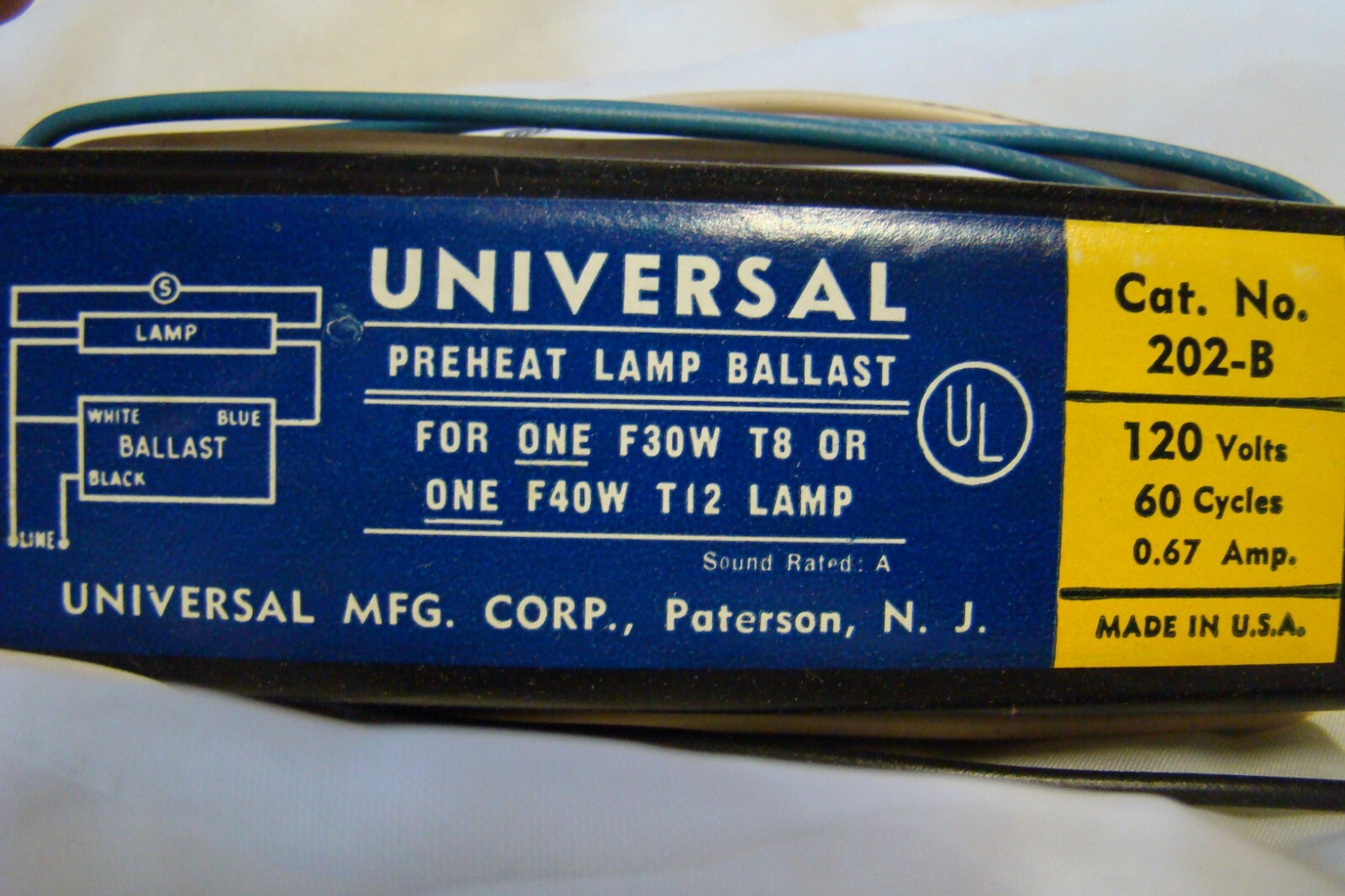 202B Universal Electronic Ballast, 1 Lamp F30T8 or F40T12, 120V eBay