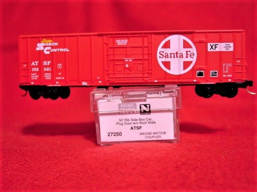 MTL 27250 ATSF 50' PD Rib Side Box Car 'Food Service' #152321 'NUEVO' ESCALA N | Zustand: New