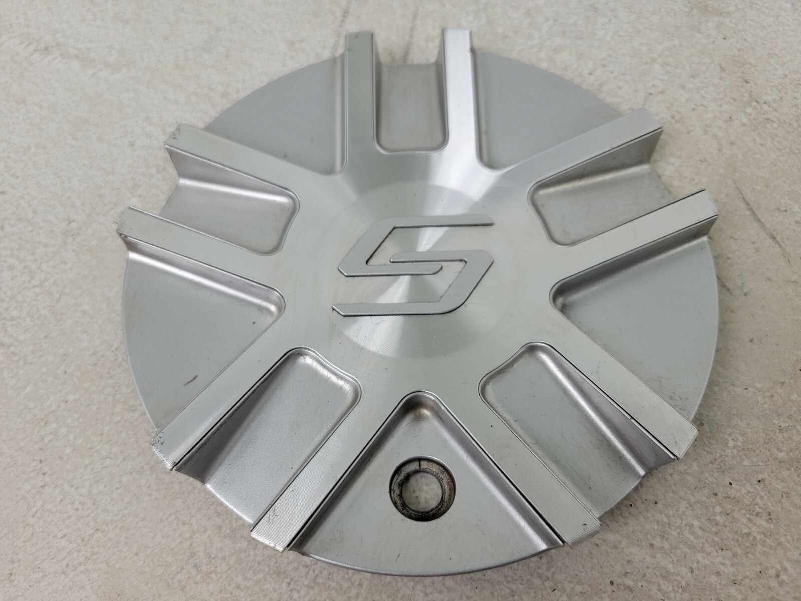 SACCHI CUSTOM WHEELS SILVER MACHINED CENTER WHEEL HUB CAP COVER C10262S-CAP-image