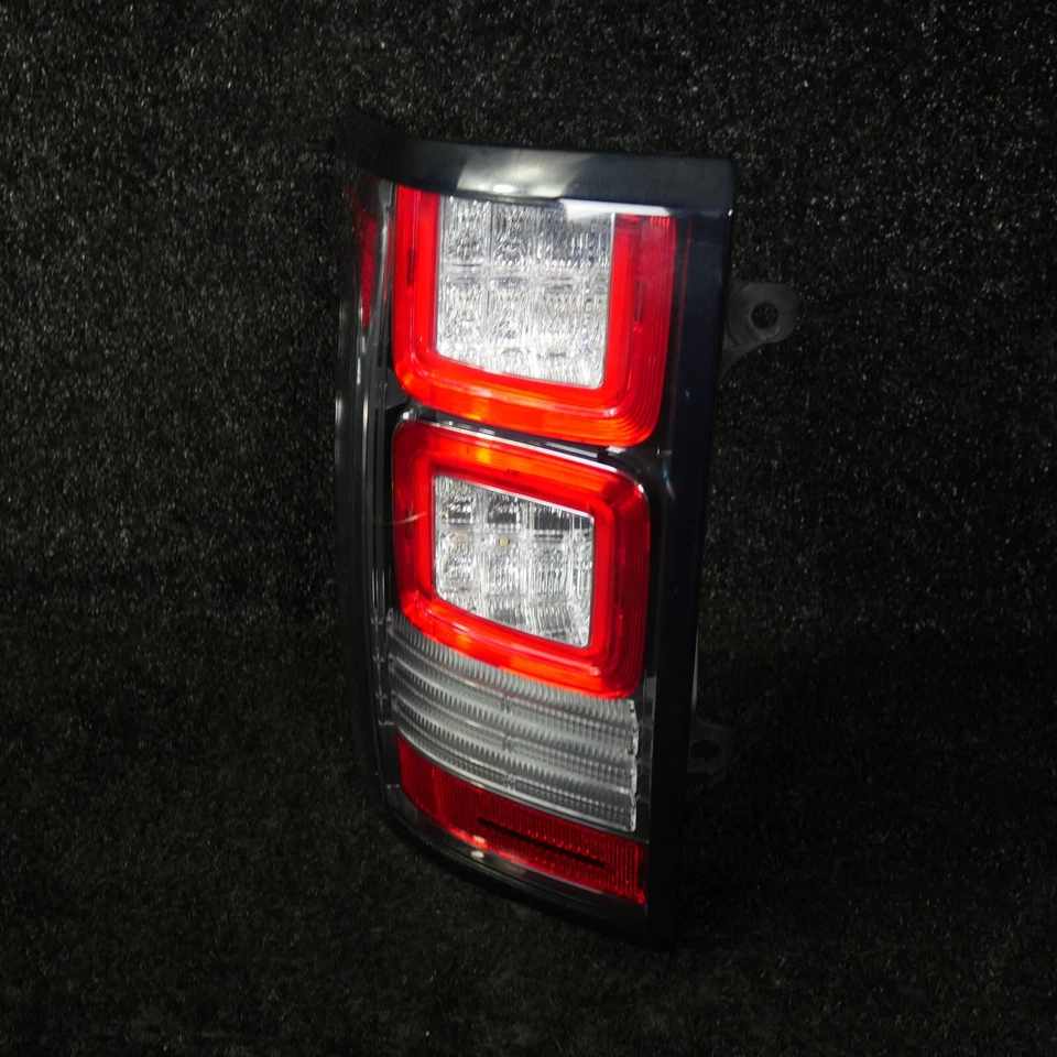 LAND ROVER RANGE ROVER TailLight Rear Left Driver LH L90006907 2013 2017 OEM - Image 3 of 4