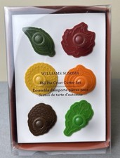 Williams Sonoma Fall Pie Crust Cutter 6 PC Set Pumpkin Leaves Pinecone Sunflower