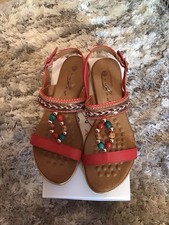 JLH Lunar Red Phillipa Comfortable Low Beaded Sandals 7 40 New In Box