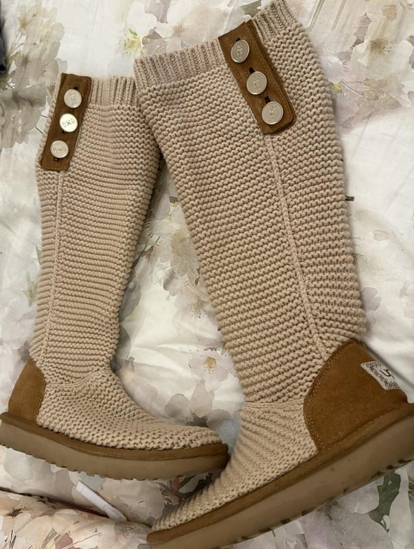New UGG Classic Crochet Tall Knit Boots Sand Size 5 