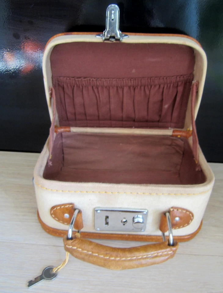 Ancienne petite valise de poupée boite à couture petit sac à main cuir VINTAGE - Photo 3/4