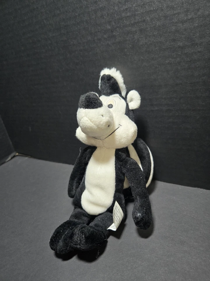 Bolso de felpa vintage 1998 Warner Bros Studio Looney Tunes Pepe Le Pew 8" etiquetas Foto 3 de 4