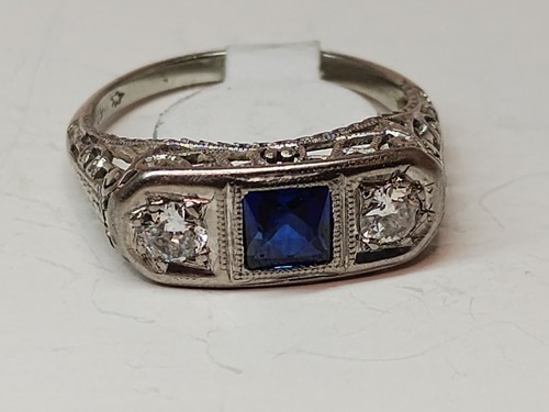 Antique Art Deco 19k white gold filigree sapphire And diamond ring Size 4.5 O - Picture 1 of 3