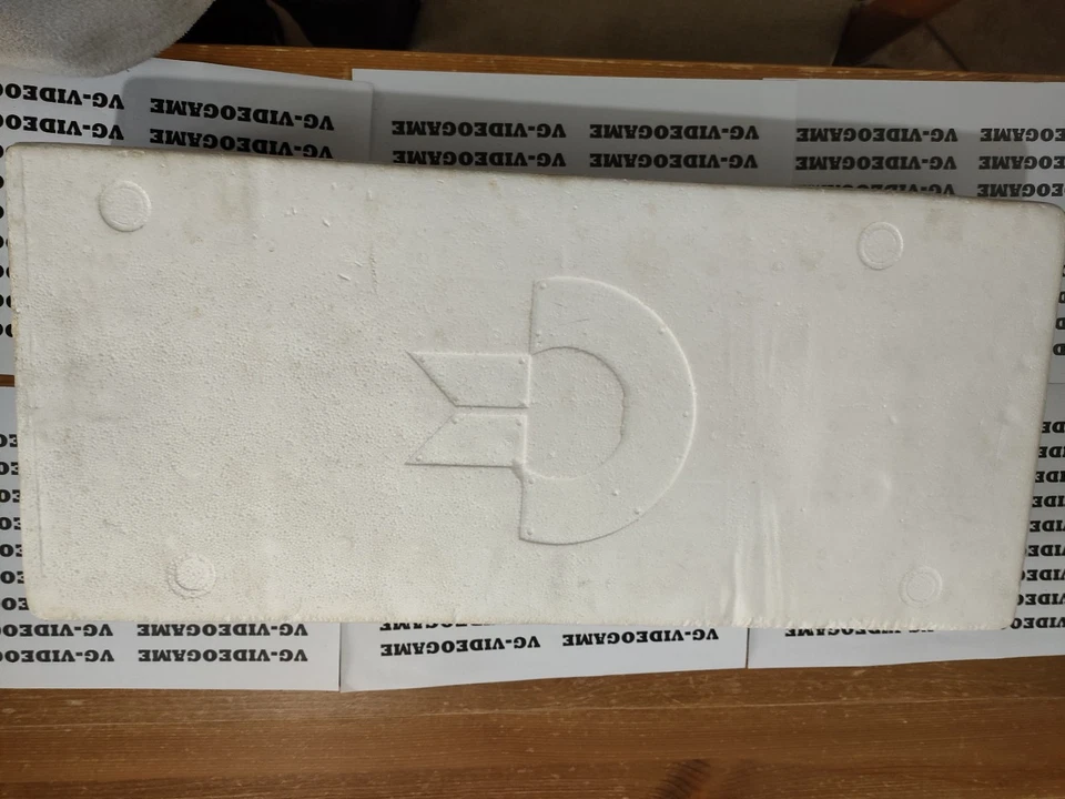 Commodore 64 BISCOTTO FUNZIONANTE CON DIFETTO - Immagine 4 di 4