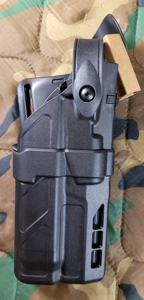 Safariland S&W M&P 4.25 英寸枪管右手黑色带轻质 Tlr-1 X200 — 第 4/4 张图片