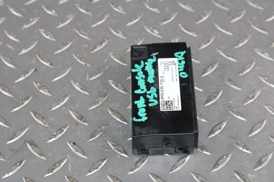 19-24 CONTINENTAL GT GTC Electronic Console Media USB Port Hub OEM Factory WTY - Image 4 of 4