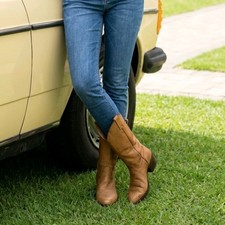 Larry Mahan Vintage Women's Cowboy Boots Tan Re-soled 8 Regular GUC