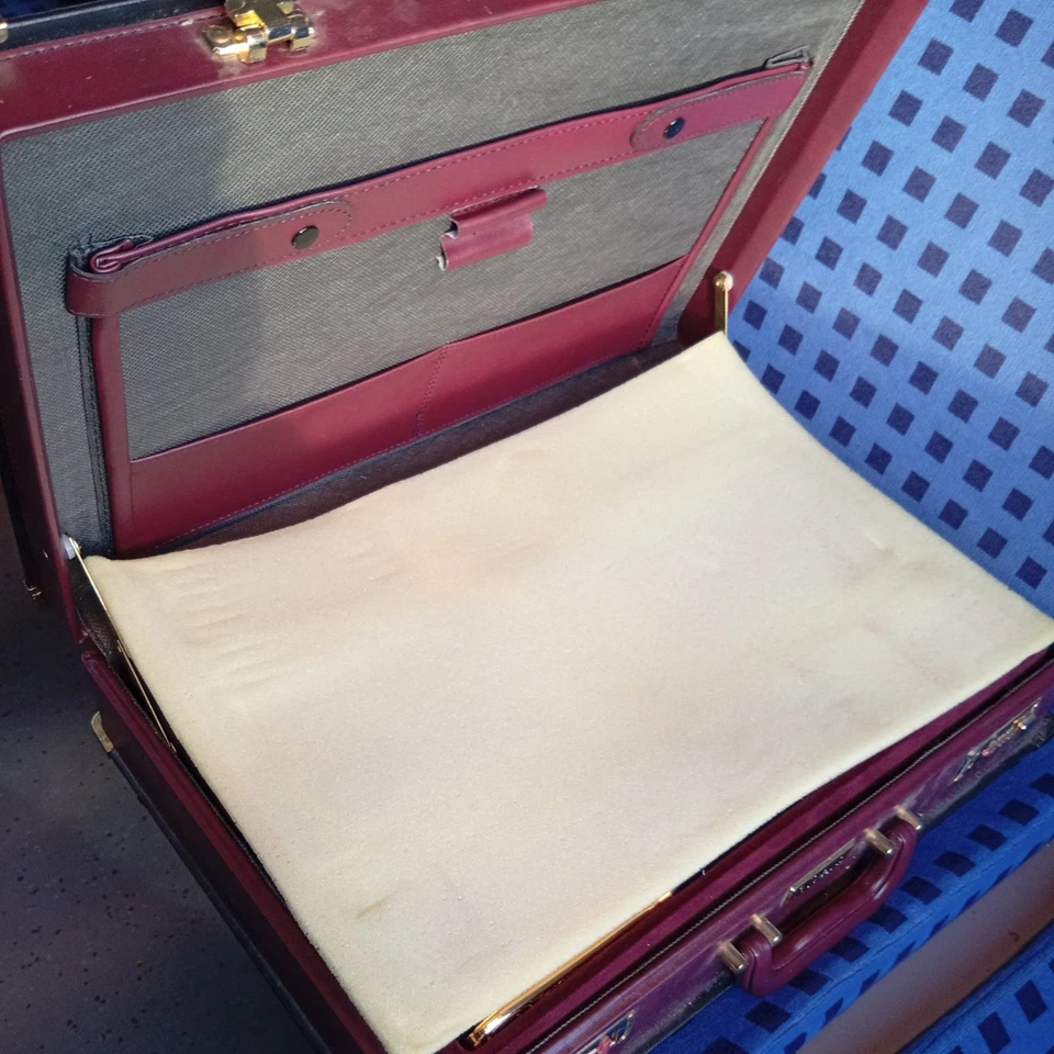 Goldbesteck Solingen 23/24 Karat von Nivella 70 Teilig - Bild 2 von 3