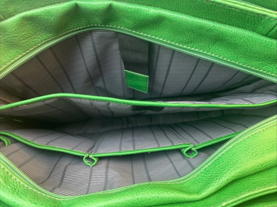 Kenneth Cole Reaction Ladies Briefcase Bag - Image 3 of 4