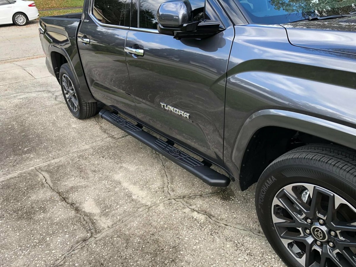 OEM TOYOTA TUNDRA CREW MAX 2022-2025 BLACK ALUMINUM OVAL RUNNING