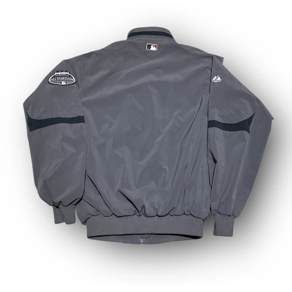 "Chaqueta Yankee Stadium All Star Game 2008 talla mediana gris nueva 24x25"" majestuosa" Foto 2 de 4