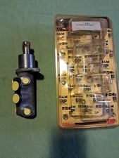 Maître-cylindre de frein Renault ESPACE