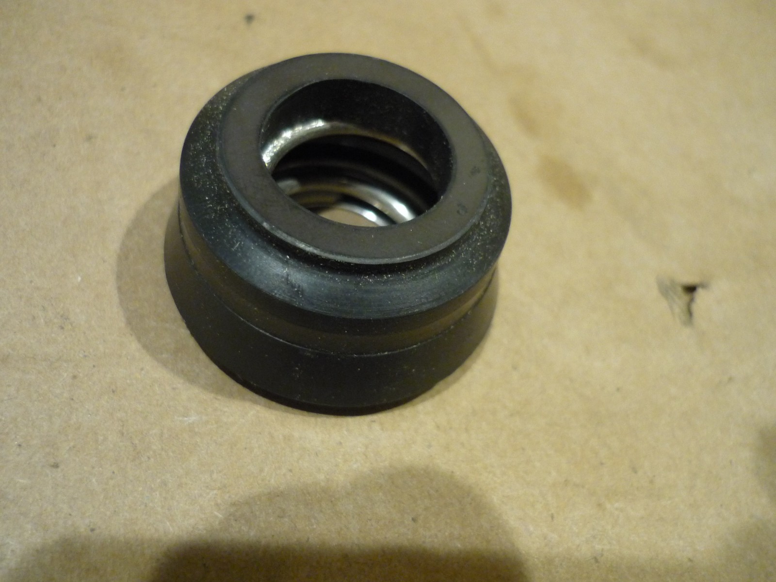 Ferrari 250 GT 2+2 (GTE) - Water Pump Seal OD 36mm/17/19  (NEW) - PN 95850600