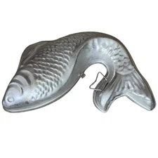 Vintage AHC Marked Fish Jello Mold Wall Decor Silver Tone 4 Cups Hong Kong 1963