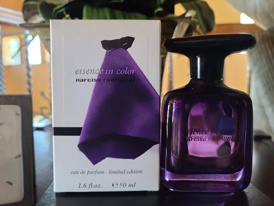 Narciso Rodriguez Essence in Color EDP SPRAY 50 ML/1,6 FL.OZ (Edición Limitada) Foto 2 de 4