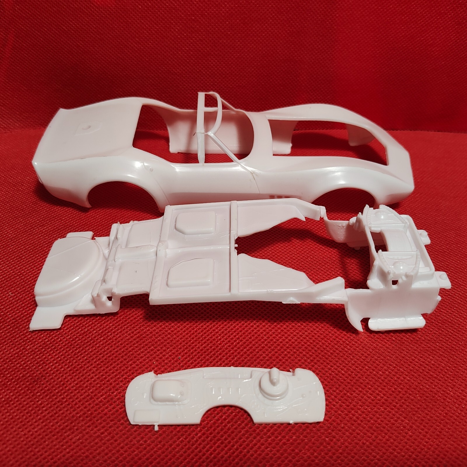 Widebody Body Shell & Frame 1968 Corvette Custom 125 scale model car