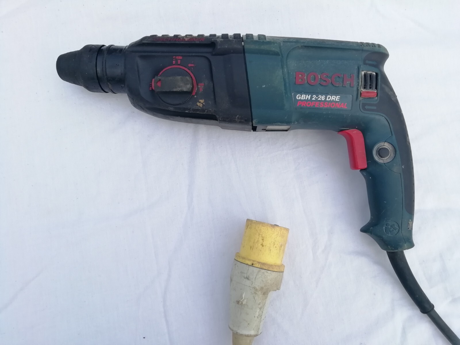 Bosch Professional Gbh 226 Dre 110v SDS Hammer Drill eBay