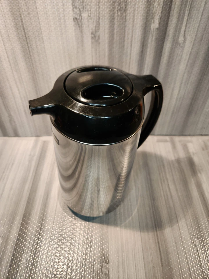 Zojirushi Thermal Serve Carafe Polished Stainless Steel 1 Liter 34 oz Coffee  - Image 2 of 4