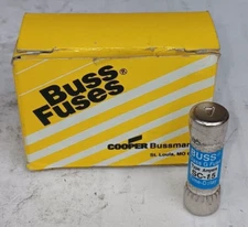 BOX OF 8) NEW BUSSMAN 15 AMP TIME-DELAY BUSS FUSE 600 VAC SC-15