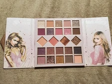 New PARIS HILTON eyeshadow Palette DIAMOND DUST