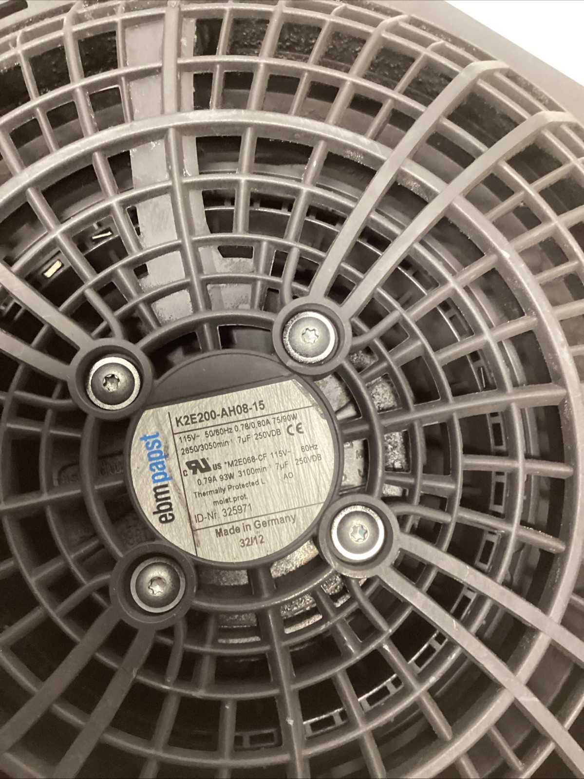 ebmpapst Fan K2E200-AH08-15. U-053