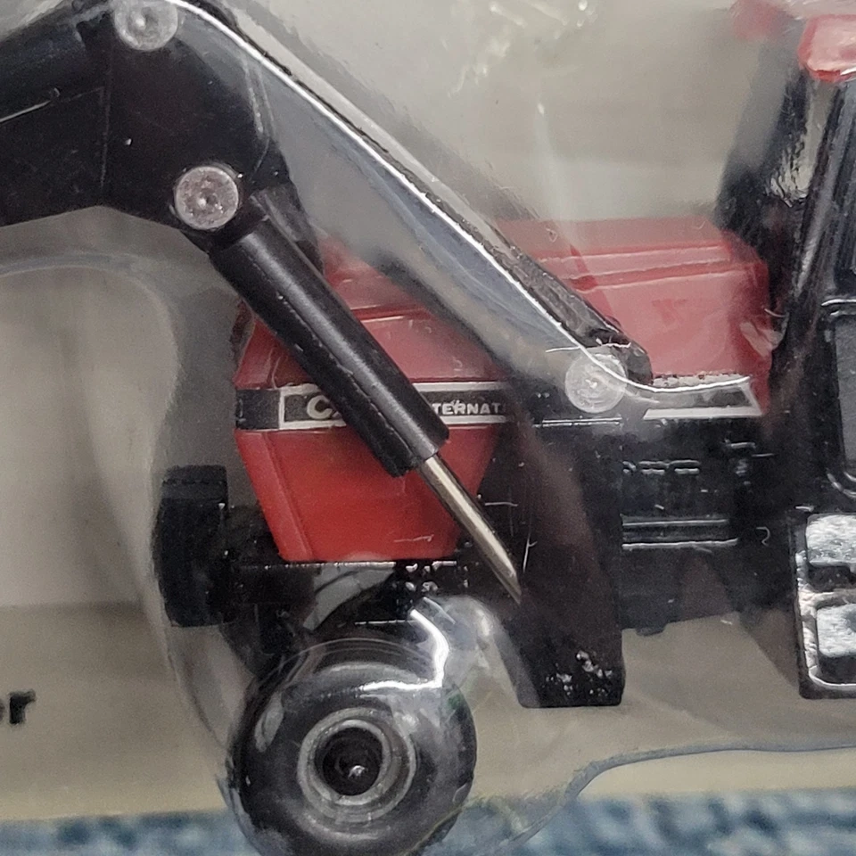 De colección 1987 Ertl 1/64 International Harvester Case 2594 con cargador tractor fundido a presión Foto 4 de 4