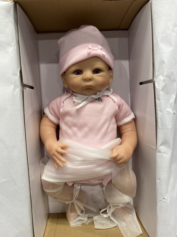 Ashton-Drake Little Peanut Lifelike Girl Baby Doll RealTouch Vinyl