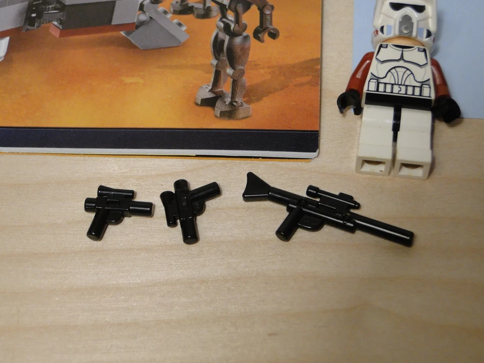 LEGO Star Wars: Elite Clone Trooper & Commando Droid Battle Pack 9488 INCOMPLETE - Image 4 of 4