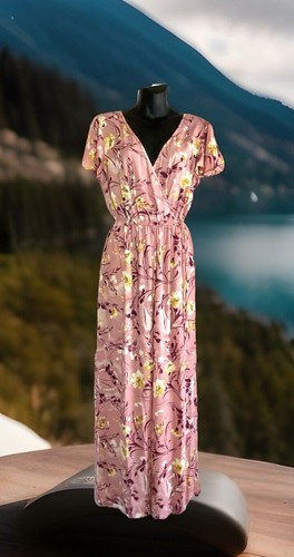 Mono Para Mujer Floral BOG Colectivo Multicolor Conjunto Largo Cuello en V Sin Cuello - Imagen 1 de 12