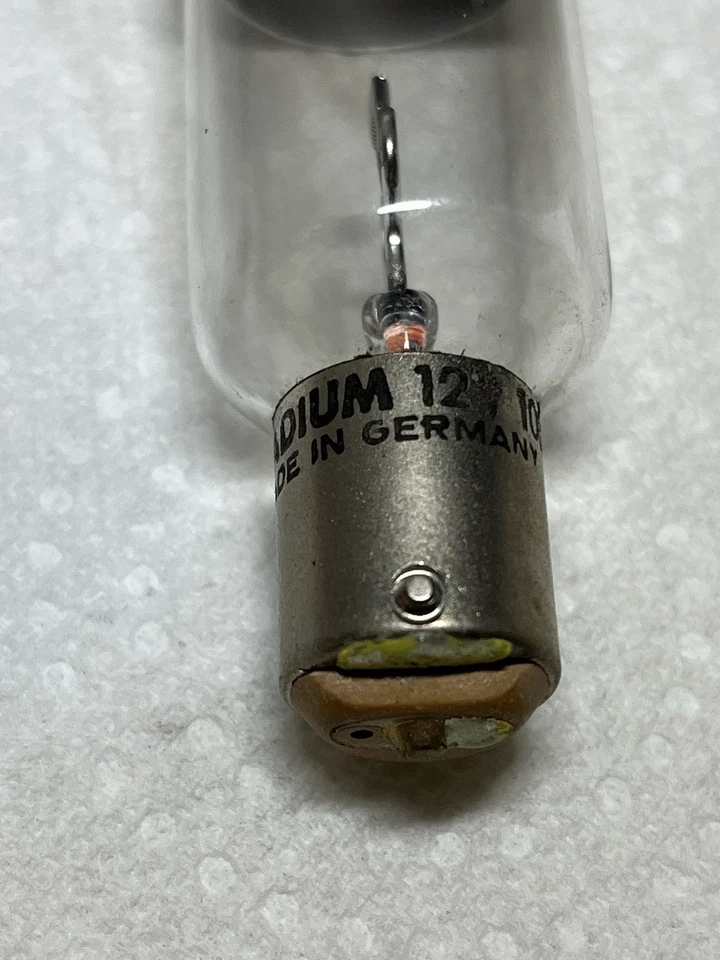 Radium 12V/100W BA15s Nr 901 P Tested Good Made in Germany - Image 4 of 4