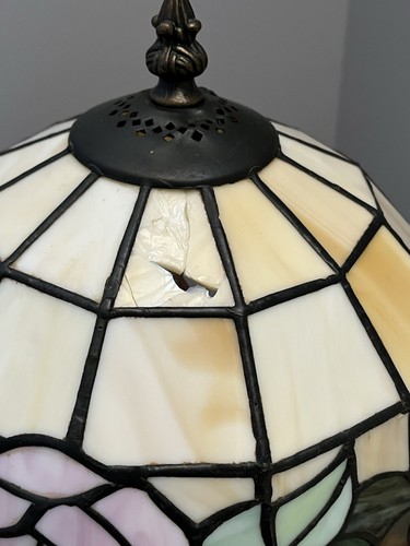 TIFFANY LAMP / Vintage Stained Glass Table Lamp or Desk / ROSE Floral with Bulb - Picture 11 of 22