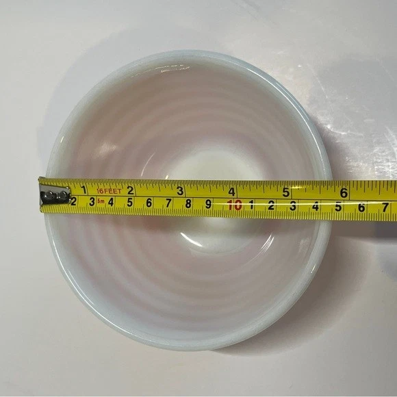 Vintage Pyrex Pink& White Rainbow Striped 401 1-1/2 Pt Stripes Small Mixing Bowl - Image 4 of 4