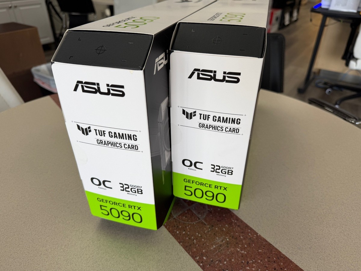 ASUS TUF-RTX5090-O32G-GAMING GeForce RTX 5090 TUF GAMING OC