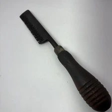 Vintage Hot Metal Brass Hair Straightening Pressing Comb Wood Handle 9"