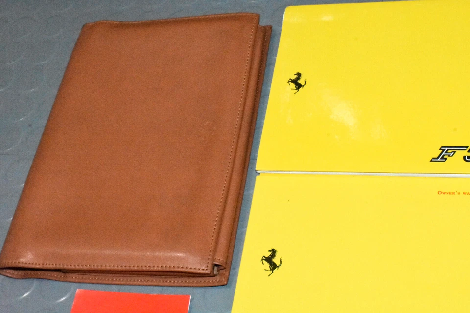 Ferrari F355 F 355 GTS 1995 Berlinetta manual del propietario - juego Foto 2 de 4