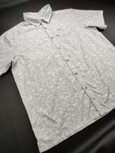 Columbia PFG Omni-Shade Men's XL Grey/White Designs Button Down Fishing Shirt - Picture 5 of 10