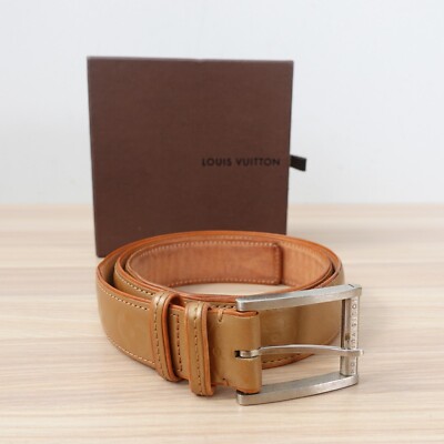 LV belt, good condition, minor flaws. Louis Vuitton Belt 90/36 *MINOR SCRATCH ON BUCKLE* * NO BOX  main image 4
