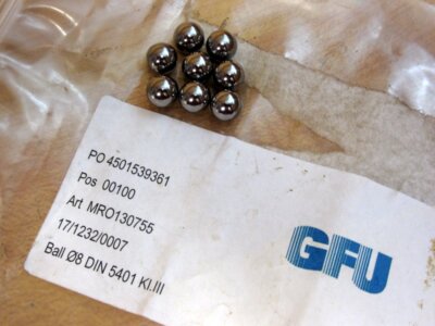 GFU MRO130755 Ball Ø8 DIN 5401 KI.III (Pack of 8)