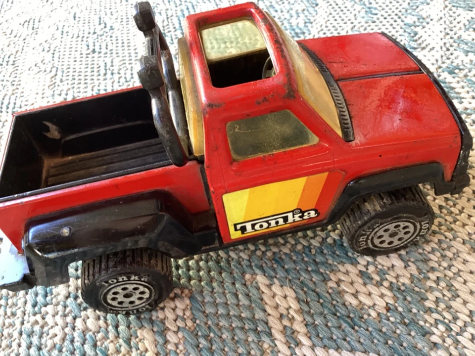 "Camioneta pickup Tonka 1979 vintage de metal rojo y plástico 8,5""" Foto 4 de 4