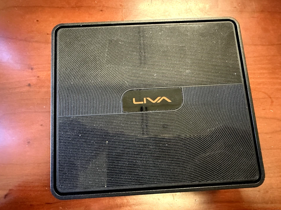 LIVA Z2 Mini Desktop Intel Celeron N4100 2-Core 8GB RAM, 256GB - Image 4 of 4