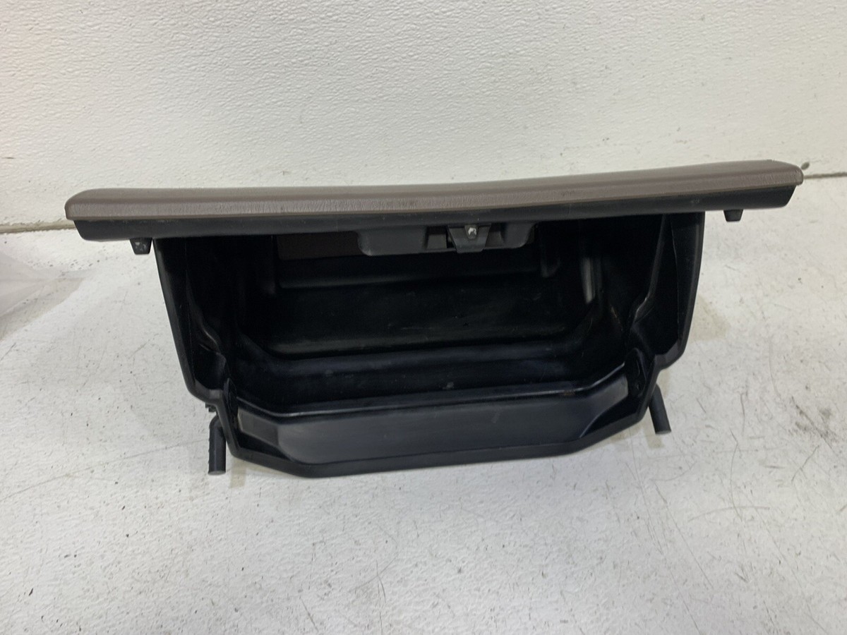 1996-1998 Toyota Landcruiser 4.5L & Lexus LX450 glovebox glove box
