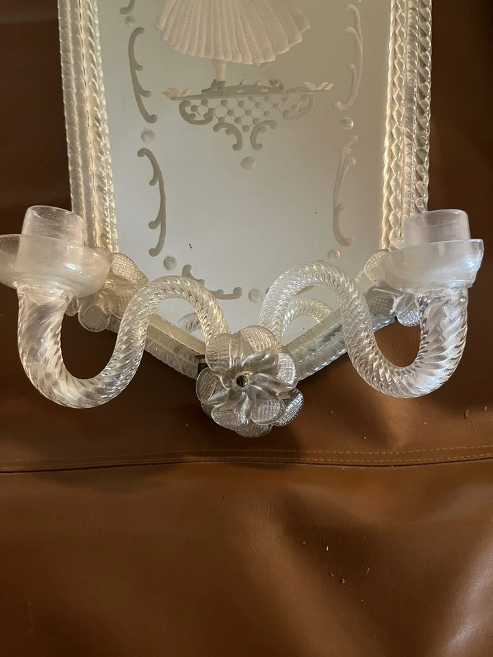Par de espejos de pared antiguos italianos de cristal veneciano de Murano grabados Foto 4 de 4