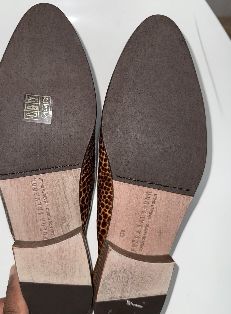 Freda Salvador Lay Mule - Toffee Brown Embossed Croc 5 Shoes View 2